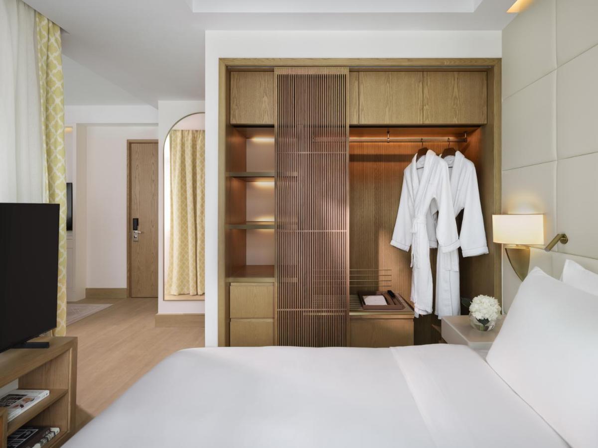 Lanson Place Causeway Bay, Hongkong Exteriör bild